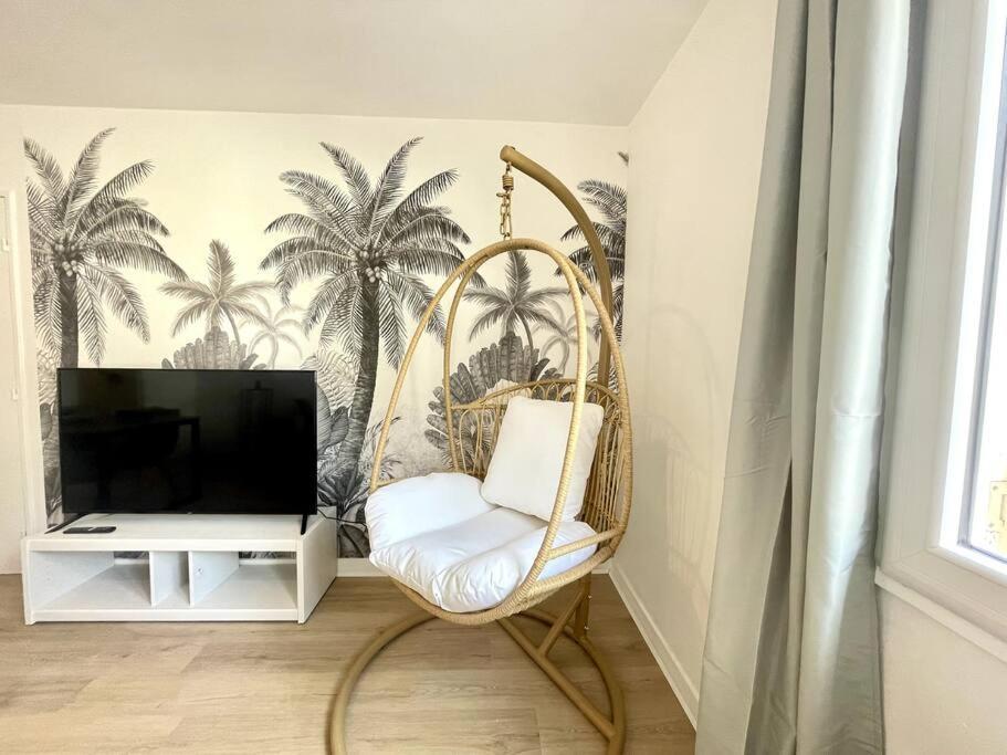 Ferienwohnung L'Instant Present - Calme & Elegant Proche Gare Roanne Exterior foto