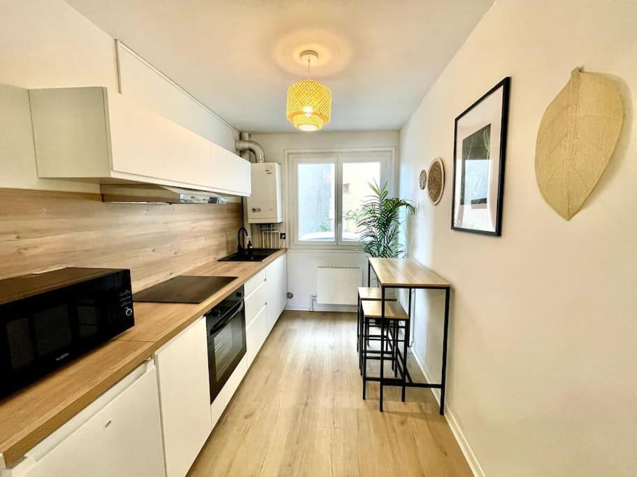 Ferienwohnung L'Instant Present - Calme & Elegant Proche Gare Roanne Exterior foto